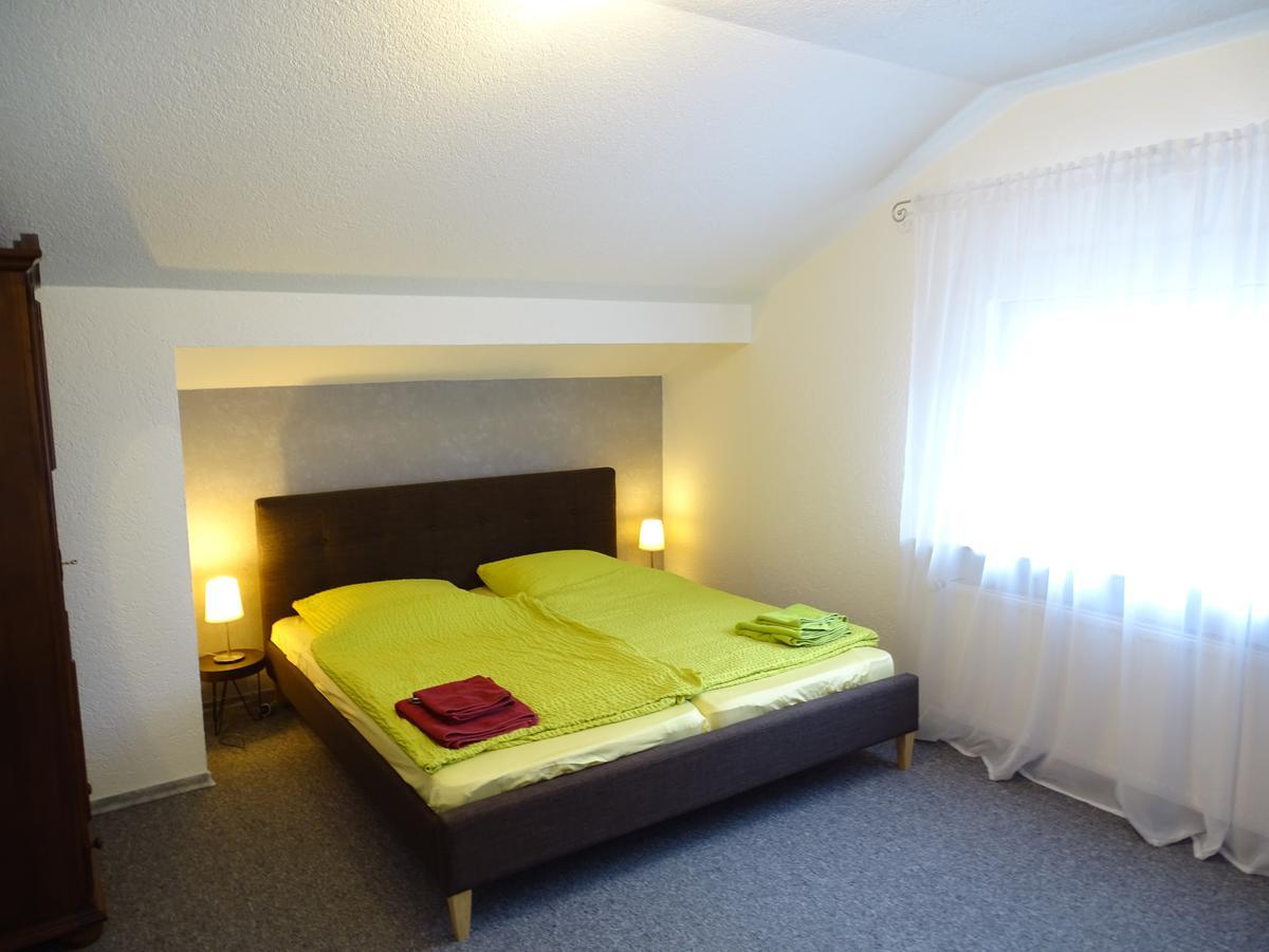 Apartmenthaus "Zum Lowen" Heidelberg - Ziegelhausen Exterior photo